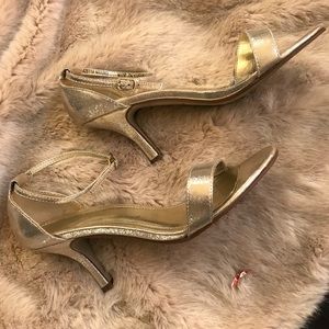 Davis Bridal short heels!